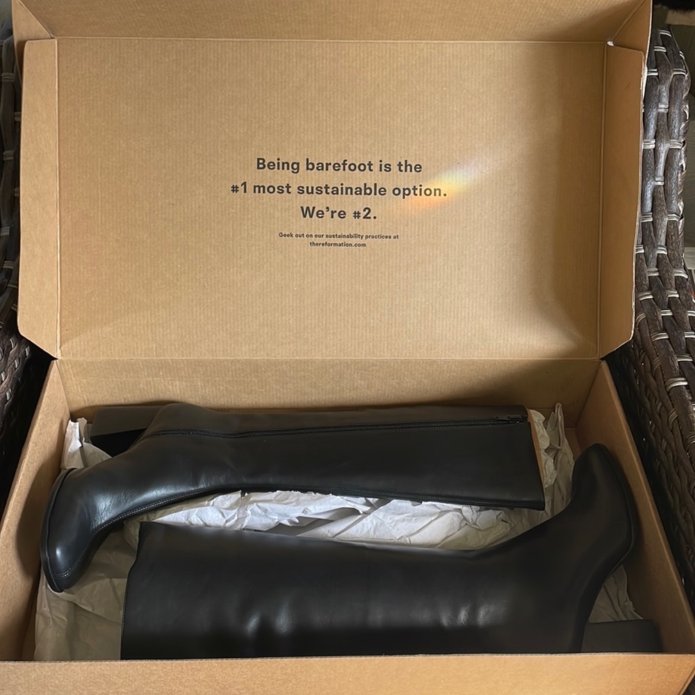 Reformation Nylah Napa Knee Boot black size 6